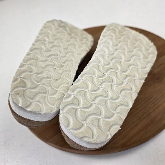 Birkenstock Papillio 39/ US 8 Gizeh Thong Sandals Metallic Silver Slip On - Picture 13 of 14